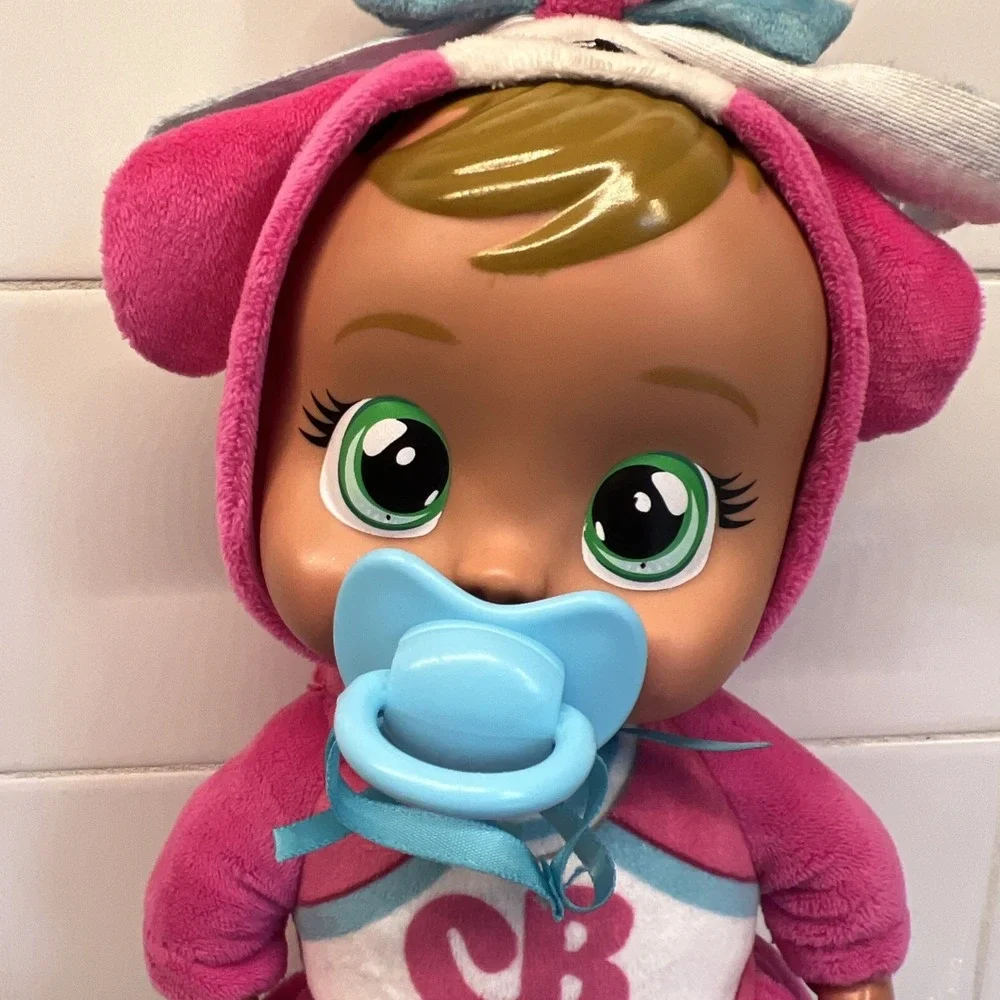 Cry Babies Tiny Cuddles Stars Roxy Cheerleader Baby‎ Doll 9